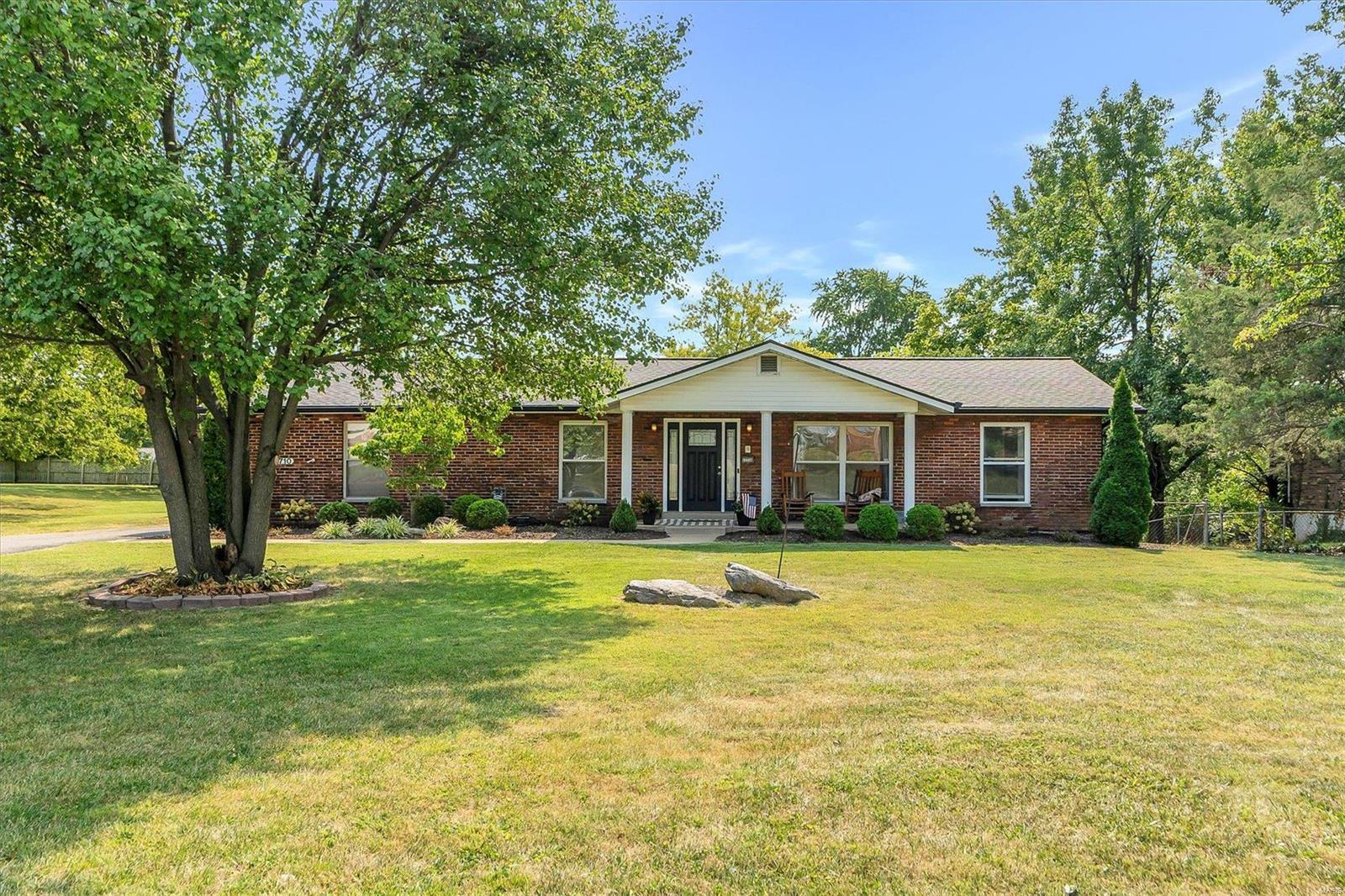 Old Tesson Rd, Saint Louis, MO 63128