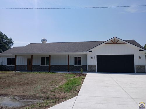409 Broadway St, Belvue, KS, 66407-9335 | Card Image