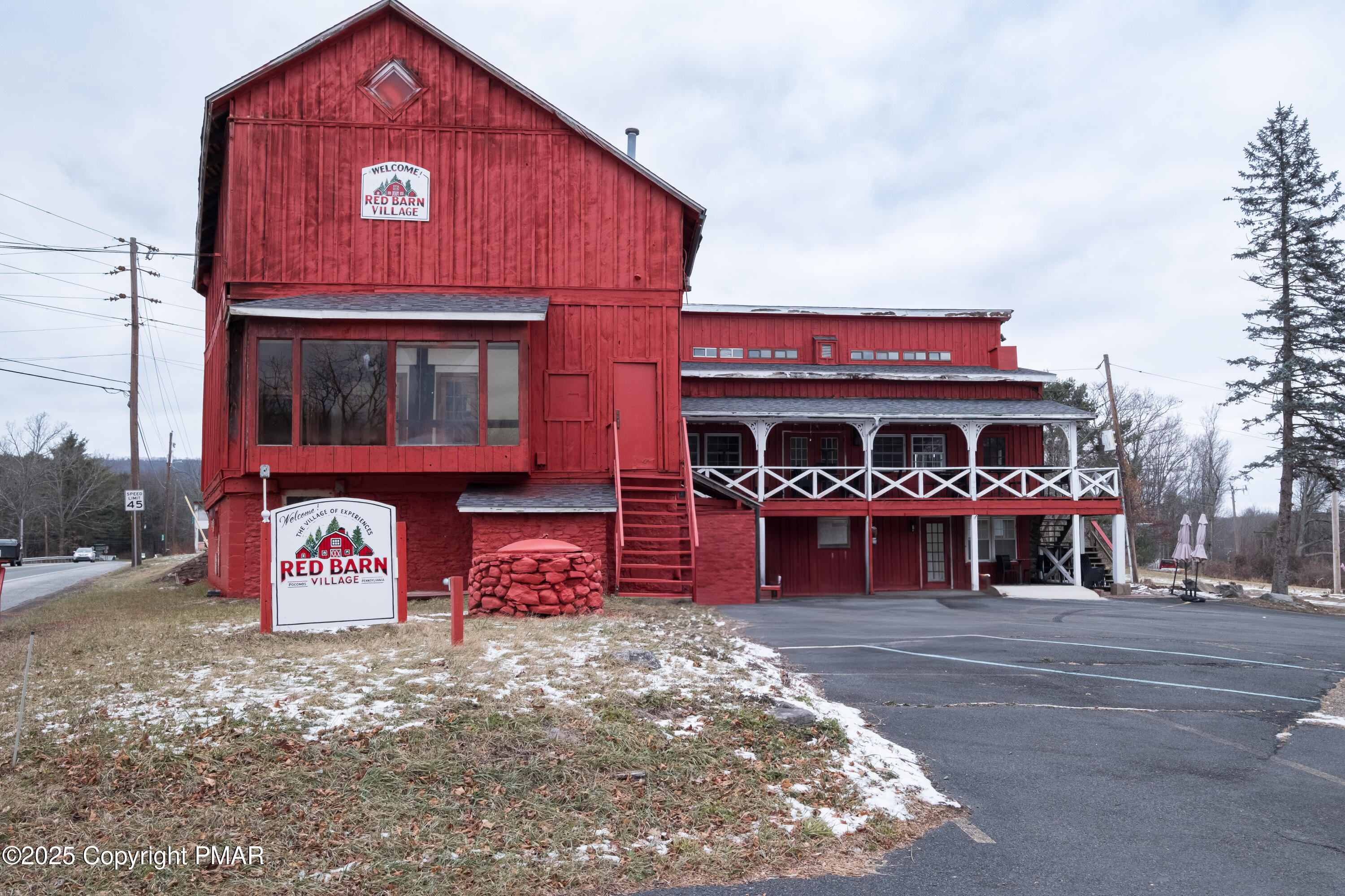 6272 Route 191, Cresco, PA 18326