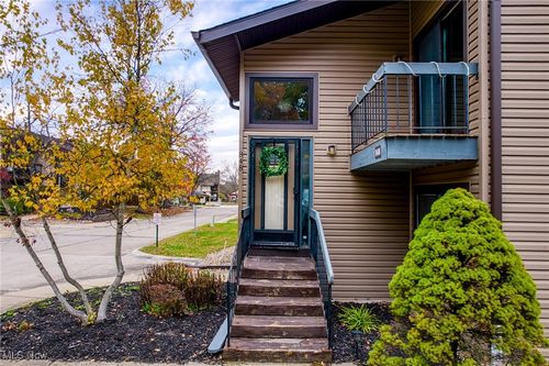 848 Kirkwall Dr, Copley, OH, 44321-1766 | Card Image