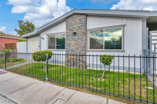 1680 Royal Estates Dr, Las Vegas, NV, 89115-6435 | Card Image