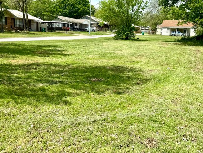 900 N Mason St, Home with 0 bedrooms, 0 bathrooms and null parking in Bowie TX | Image 6