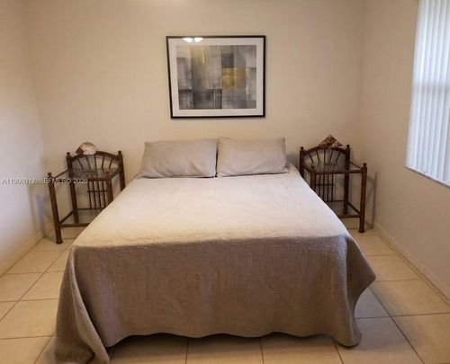 15989-15989 Sw 149th Ter, Miami, FL, 33196-5738 | Card Image