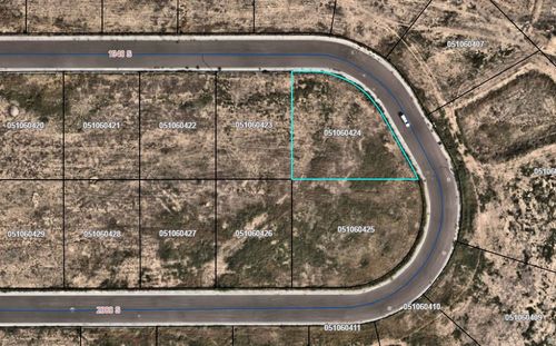 24-242 E 1940 S, Vernal, UT, 84078-4865 | Card Image