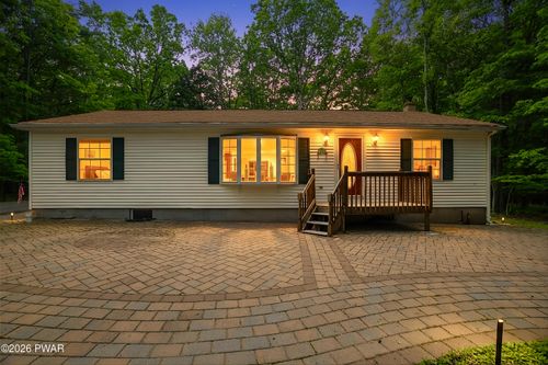 58 Aspen Ridge Dr, Hawley, PA, 18428-9511 | Card Image