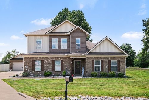 2501 Pinnacle Dr, Chapel Hill, TN, 37034-1406 | Card Image