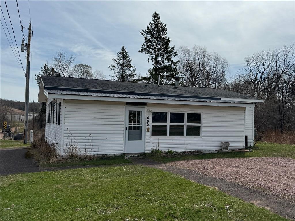 Lake Dr, Mellen, WI 54546