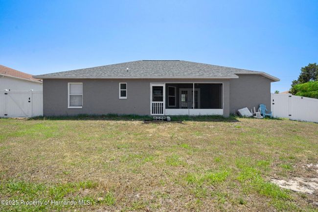 10101 Langan St, House other with 3 bedrooms, 2 bathrooms and null parking in Spring Hill FL | Image 43