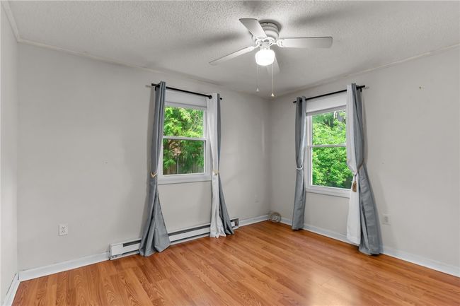 35 Sachem Rd, House other with 3 bedrooms, 1 bathrooms and 2 parking in Riverside RI | Image 18