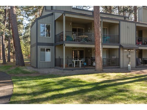 202-827 E Desperado Trl, Sisters, OR, 97759 | Card Image