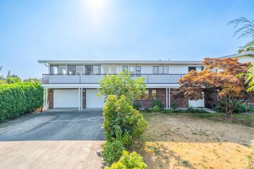 6631 Hopedale Rd, Chilliwack, BC, V2R4L4 | Card Image