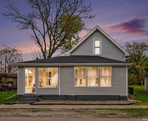205 E Smith Street, Milford, IN, 46542-9403 | Card Image