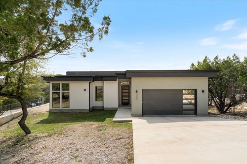3202 Hamilton Ave, Lago Vista, TX, 78645-7017 | Card Image