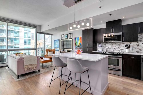 806-135 13 Avenue Sw, Calgary, AB, T2R0W8 | Card Image