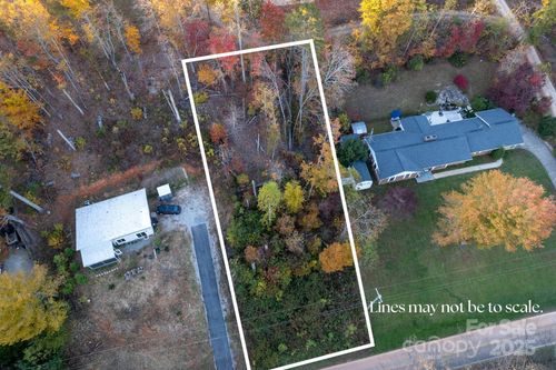 829 Golf Course Rd, Old Fort, NC, 28762-8653 | Card Image