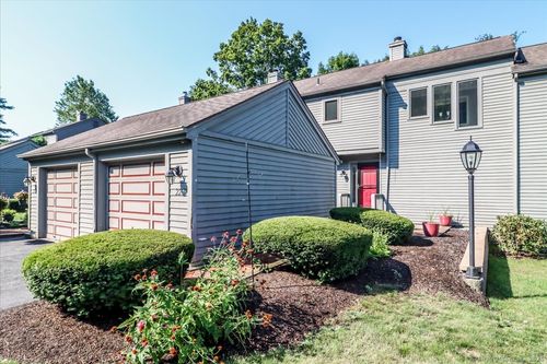 22-22 Ledgewood Dr, Brookfield, CT, 06804-3421 | Card Image