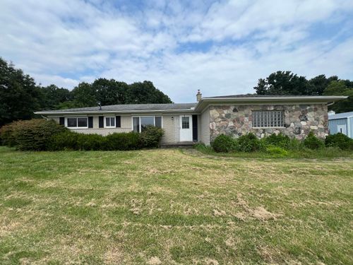 8936 Huron River Dr, Dexter, MI, 48130-9331 | Card Image