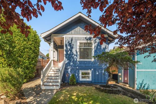 4506 46th Avenue Sw, Seattle, WA, 98116 | Card Image