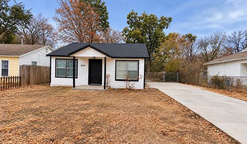 8413 White Settlement Rd, White Settlement, TX, 76108-2108 | Card Image