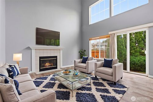 41-5624 S 233rd St, Kent, WA, 98032-6449 | Card Image