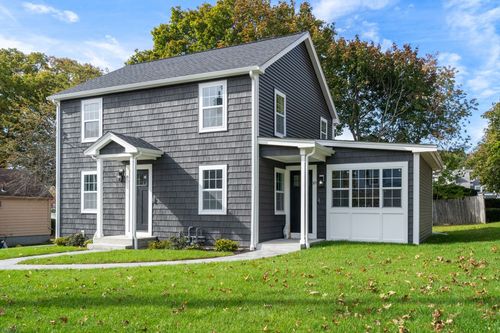 10-10 Strafford Rd, Westwood, MA, 02090-1319 | Card Image