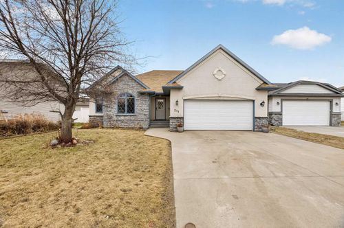 211 200 Carriage Lane Place, Carstairs, AB, T0M0N0 | Card Image