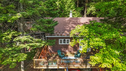 52 Bayside Dr, Saranac Lake, NY, 12983-1577 | Card Image