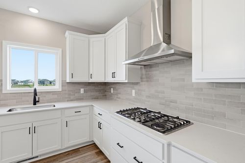752 Rosebud Ln, Delano, MN, 55328-2101 | Card Image