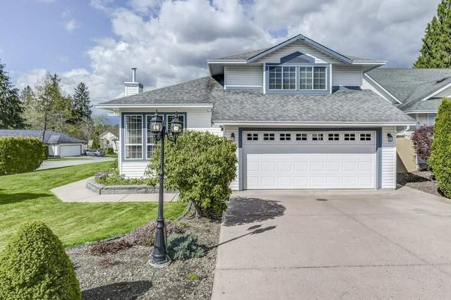 23155 124 A Avenue, House other with 3 bedrooms, 2 bathrooms and 4 parking in Maple Ridge BC | Image 1