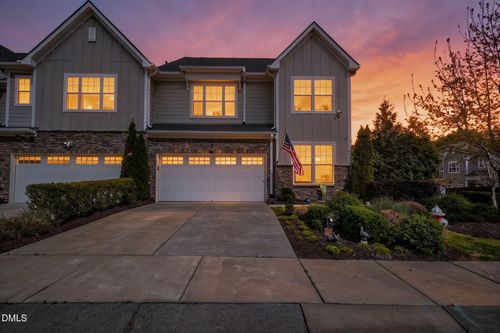 902 Green Ash Ln, Cary, NC, 27513-2640 | Card Image