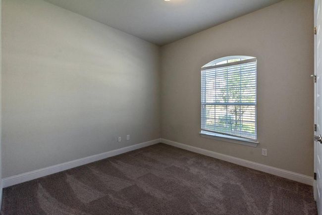 2304 Base Burner Path, House other with 3 bedrooms, 2 bathrooms and 2 parking in Leander TX | Image 6