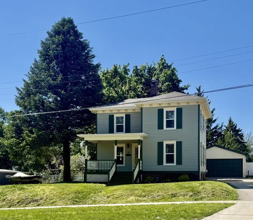 115 Lyle St, Kewanee, IL, 61443-2859 | Card Image