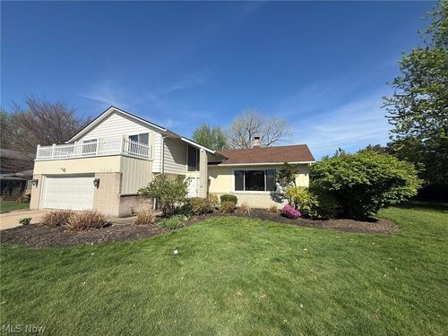 5592 Kilbourne Drive, Lyndhurst, OH, 44124 | Card Image