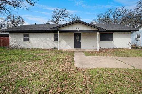 125 Briarwood Dr, Kennedale, TX, 76060-3800 | Card Image