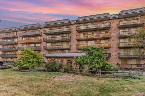 apt-108-8025 Woodglen Ln, Downers Grove, IL, 60516-4591 | Card Image