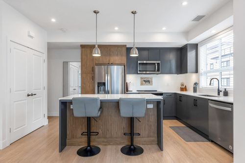 50-1502 Mccallum Rd, Abbotsford, BC, V2S0K7 | Card Image