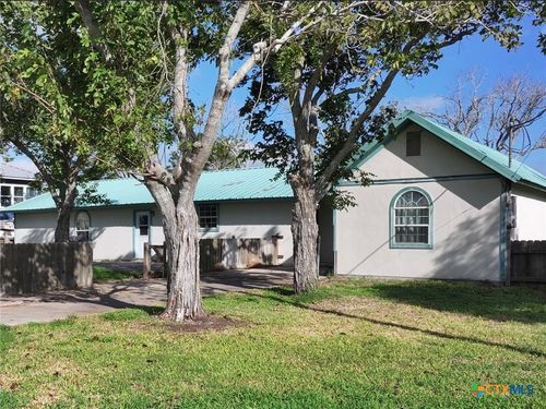 450 W Kruse Ave, Port LaVaca, TX, 77979-5772 | Card Image