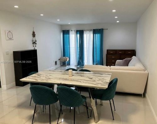 31-4060 N Hills Dr, Hollywood, FL, 33021-2465 | Card Image