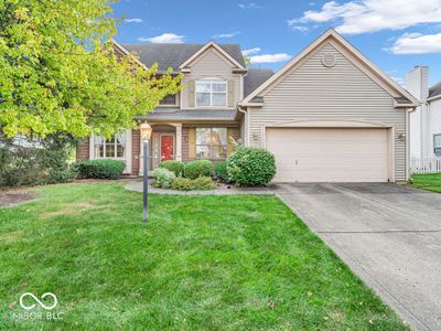 7589 Willow Ridge, House other with 3 bedrooms, 2 bathrooms and null parking in Fishers IN | Image 1