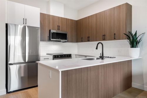 513-2770 Winster Rd, Langford, BC, V9B7C7 | Card Image