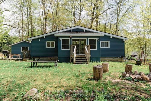 408 Curry Rd, Midland, ON, L4R5H2 | Card Image