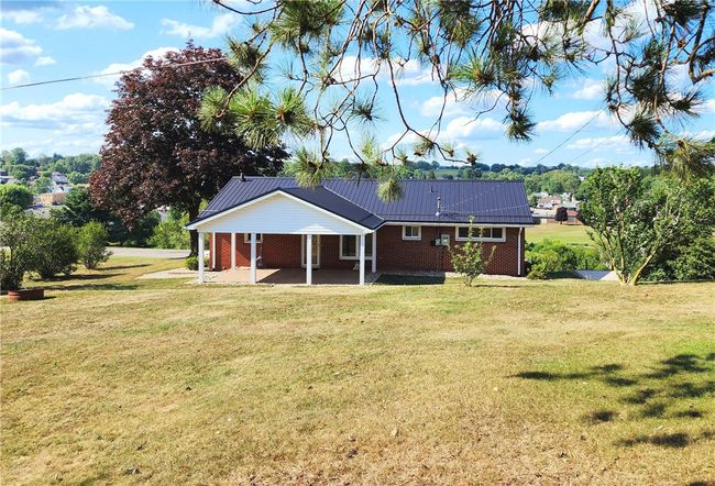 649 Maple St, House other with 3 bedrooms, 2 bathrooms and 1 parking in Worthington PA | Image 6