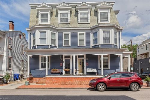 447 Dinwiddie St, Portsmouth, VA, 23704-3632 | Card Image