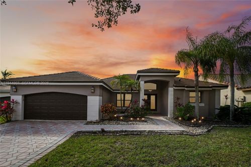 700 Verona Ct, Weston, FL, 33326-3543 | Card Image