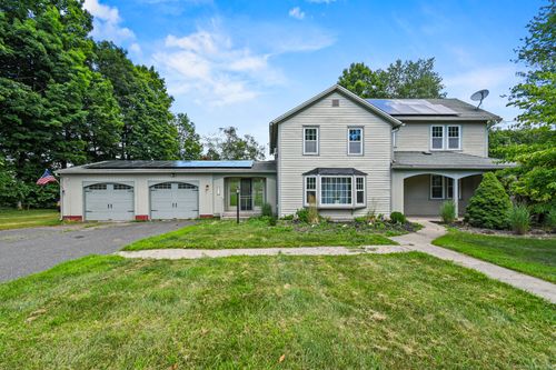 635 Pine St, Bristol, CT, 06010-6922 | Card Image