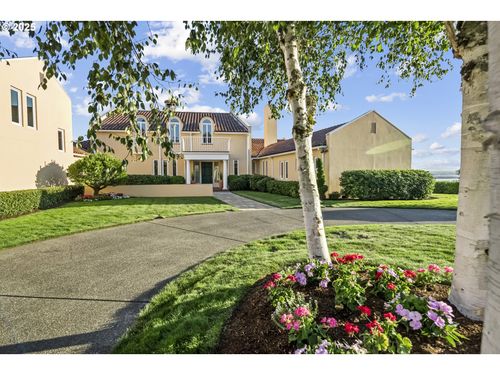 8703 Se Porter Cir, Vancouver, WA, 98664-2867 | Card Image