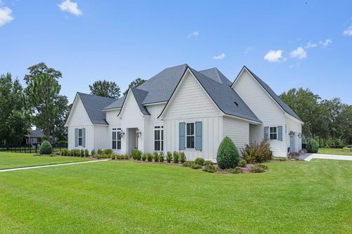 3924 Timber Ridge Rd, Valdosta, GA, 31601-0222 | Card Image