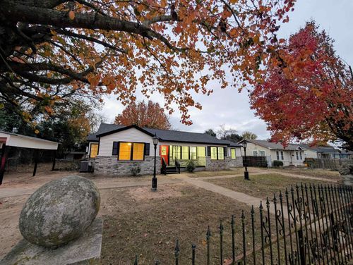 1213 S Academy St, Tyler, TX, 75701-2620 | Card Image