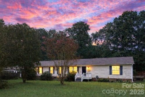 114 Ashford Dr, Olin, NC, 28660-5000 | Card Image