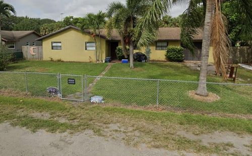 6663 Rigger Road, Lake Worth, FL, 33462 | Card Image
